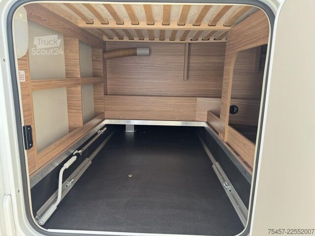 Halvintegreret autocamper WEINSBERG CaraCompact EDITION PEPPER 600 MF
