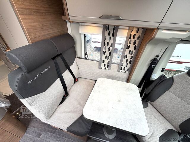 Camping-car semi-intégré KNAUS Van TI VANSATION 550 MF Automatik, Markise