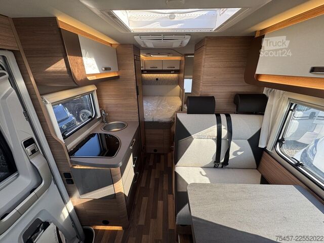 Halvintegreret autocamper WEINSBERG CaraCompact EDITION PEPPER 600 MF