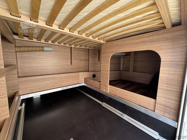 Halvintegreret autocamper WEINSBERG CaraCompact EDITION PEPPER 600 MF