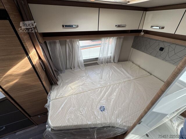 Halvintegreret autocamper WEINSBERG CaraCompact EDITION PEPPER 600 MF