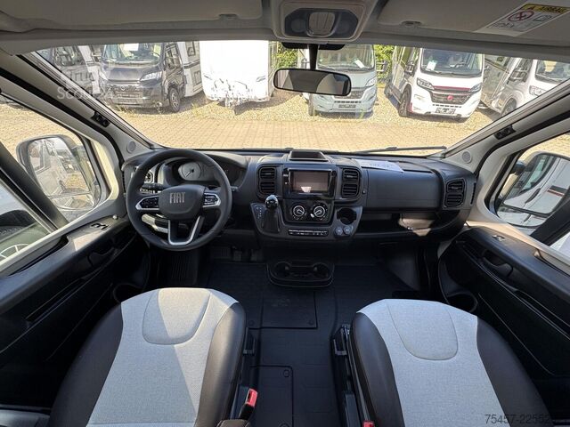 Halvintegreret autocamper WEINSBERG CaraCompact EDITION PEPPER 600 MF