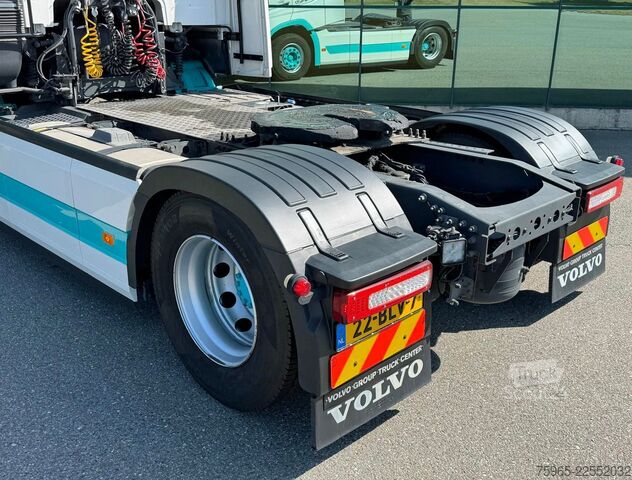 Vakio vetoauto VOLVO FH 13.420 EURO 6 FULL SPOILER 2x TANKS ONLY 566.