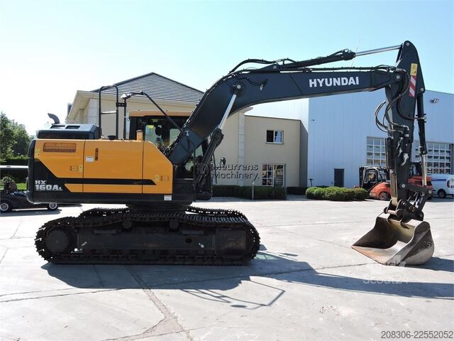 Excavatrice à chaînes HYUNDAI HX160
