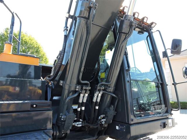 Excavatrice à chaînes HYUNDAI HX160