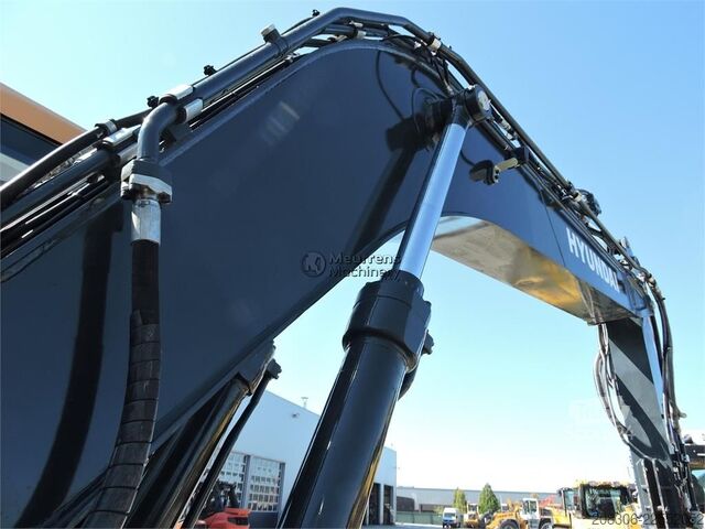 Excavatrice à chaînes HYUNDAI HX160