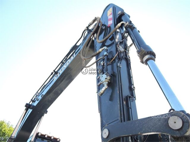 Excavatrice à chaînes HYUNDAI HX160