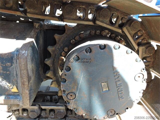 Excavatrice à chaînes HYUNDAI HX160