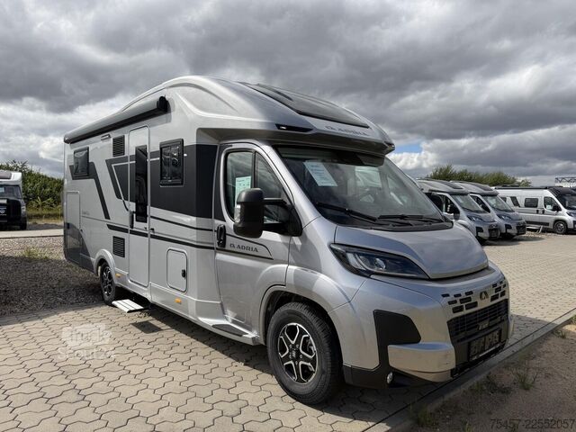 Teilintegriertes Wohnmobil ADRIA Coral Supreme 670 DL F Alde, Automatikn Navi