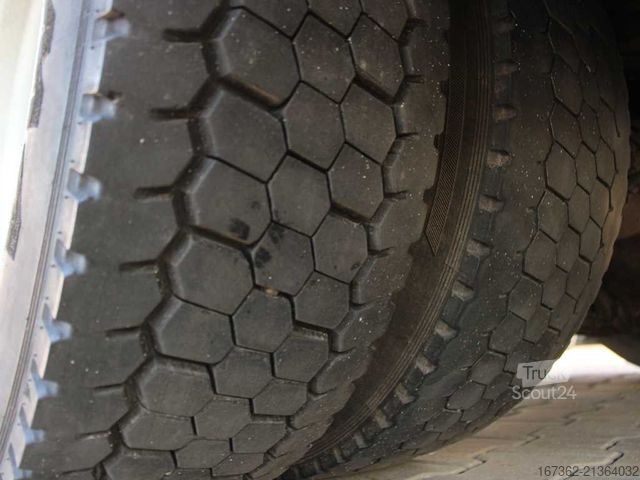 LKW mit Pritsche & Plane RENAULT MIDLUM 240.12 PR, SLEEPING CABIN, EURO 4