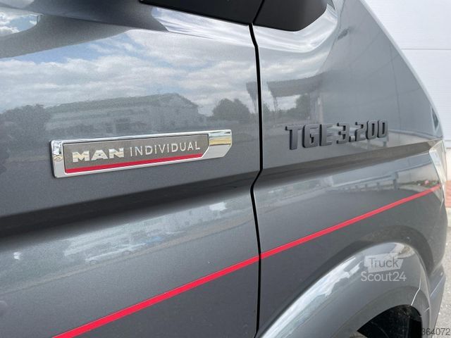 Hög tak skåpbil MAN TGE 3.200 L3H3 Kasten 4x4 Individual S ACC STHZ
