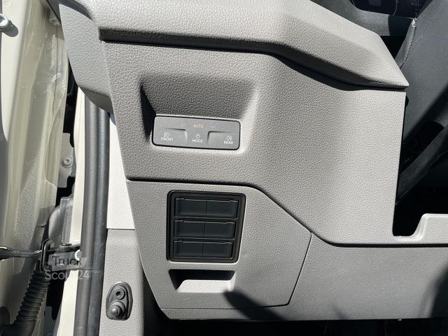 Hög tak skåpbil MAN TGE 3.200 L3H2 Kasten 4x4 Individual S ACC STHZ