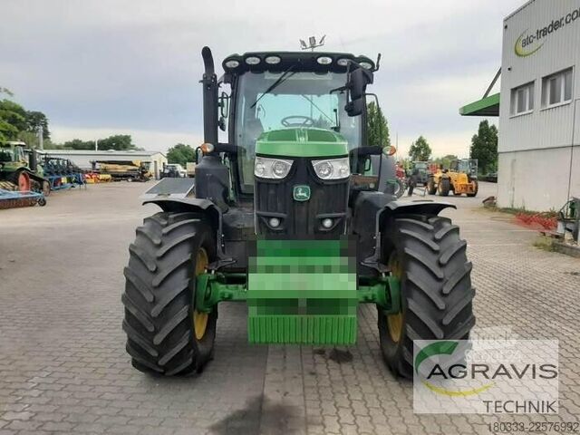 Tractor John Deere 6215 R