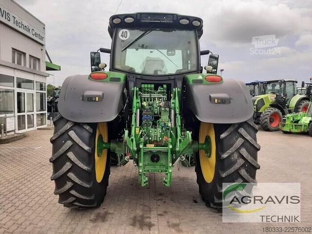Tractor John Deere 6215 R