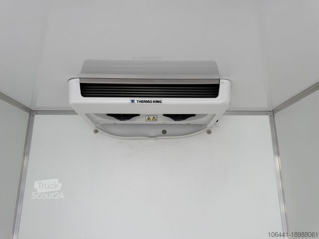 Gekoelde vrachtwagen MERCEDES-BENZ Sprinter 317 Kühlkoffer V-300 Max