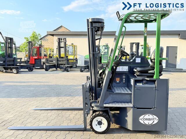 Négyirányú targoncát Combilift CB3000 DIESEL TRIPLEX 4900 POSITIONER