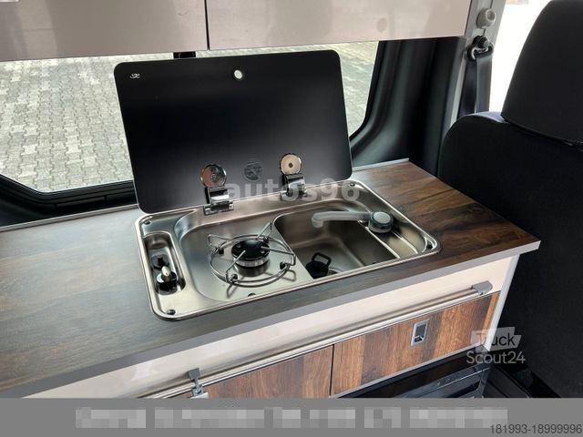 Kastenwagen Wohnmobil / Campervan RENAULT Trafic Aix Camper 4 Plätze Kühlschrank Wasser