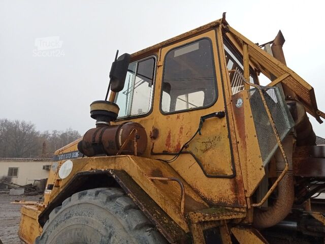 Nivelkippiauto Volvo 5350