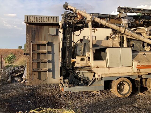 Asfalta pārstrādātājs Wirtgen KMA 200