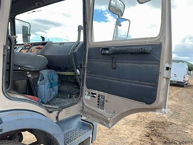 Damperli kamyon Renault M180