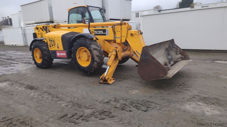 Teleszkópos kezelő JCB 535-140 with forks and loading bucket