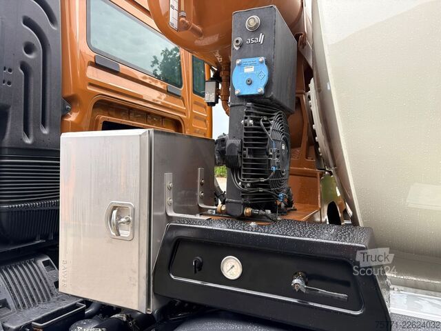 Mikser MAN TGS 35.400 8x4 EURO6   BETONOMIESZARKA LIEBHERR