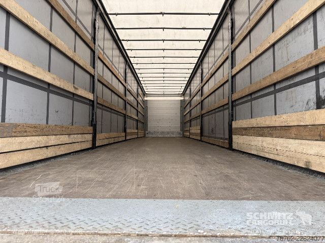 Otvorený náves s plachtou Schmitz Cargobull Curtainsider Standard