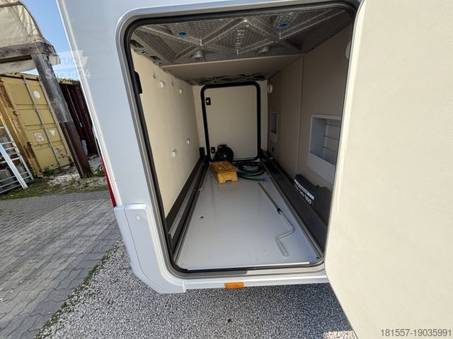 Halvintegrerad husbil BÜRSTNER Campeo TD 690 G Automatik, SAT/TV, Radio/Kamera