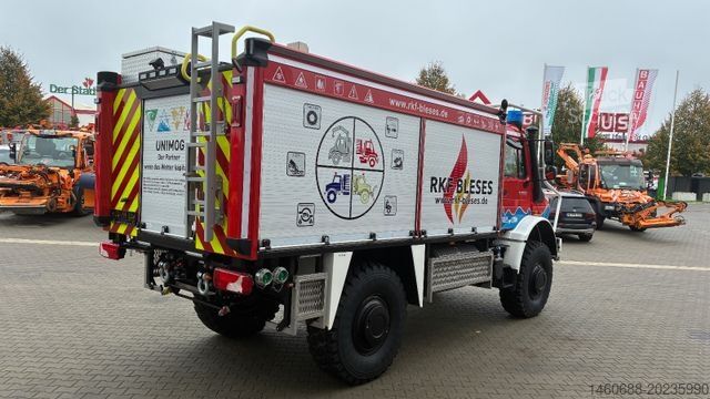 Samochód do zadań specjalnych UNIMOG Unimog U5023 TLF 3000 Schlingmann Varus 4×4
