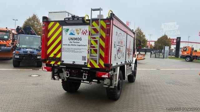Samochód do zadań specjalnych UNIMOG Unimog U5023 TLF 3000 Schlingmann Varus 4×4