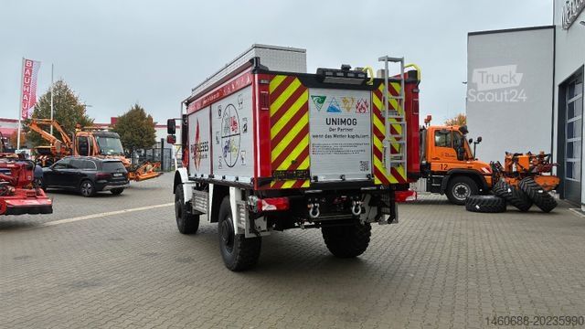 Samochód do zadań specjalnych UNIMOG Unimog U5023 TLF 3000 Schlingmann Varus 4×4