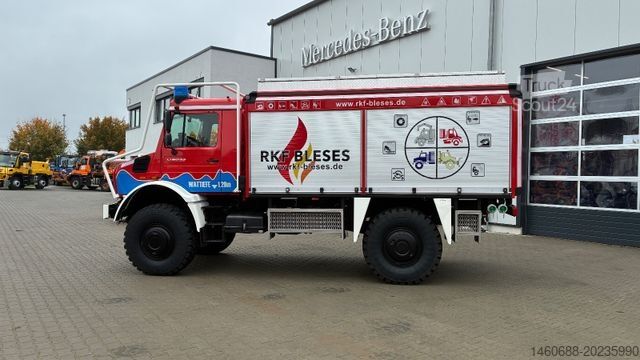 Samochód do zadań specjalnych UNIMOG Unimog U5023 TLF 3000 Schlingmann Varus 4×4