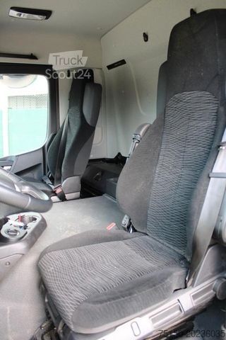Standardni vlačilec MERCEDES-BENZ 1853 4x4 BL ALLRAD UNFALL Nr.: 773