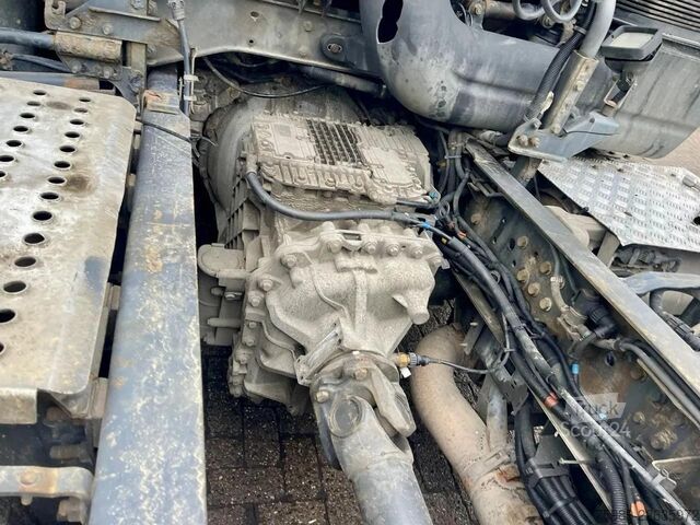 Štandard-SZM Renault Premium 460 2X FUEL  TANK, FRIGO, EURO 5