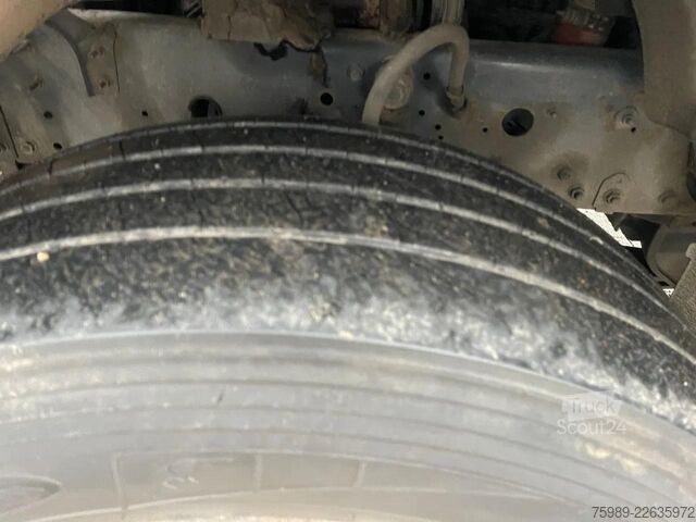 Štandard-SZM Renault Premium 460 2X FUEL  TANK, FRIGO, EURO 5