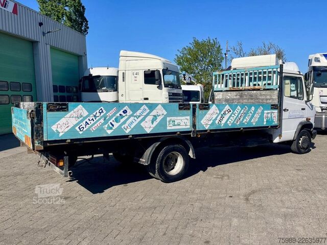  Mercedes-Benz 711 D open truck. 5.10 m long cargo, 3 seats. V...