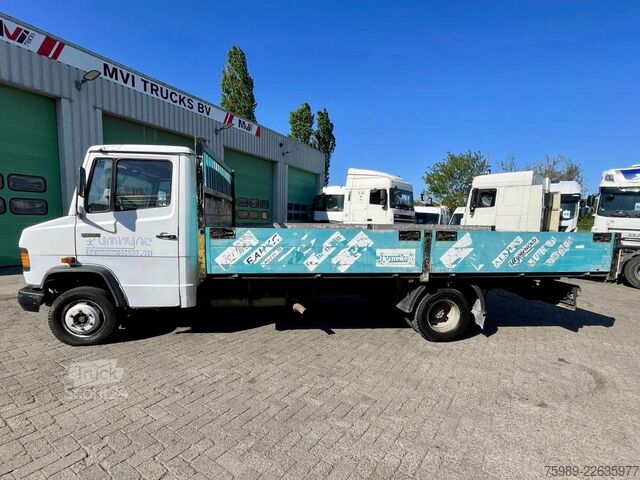  Mercedes-Benz 711 D open truck. 5.10 m long cargo, 3 seats. V...