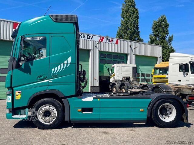 Standard-SZM Volvo FH 500 vin YV2RT40A6LB309260   2 tanks, P - Coo...
