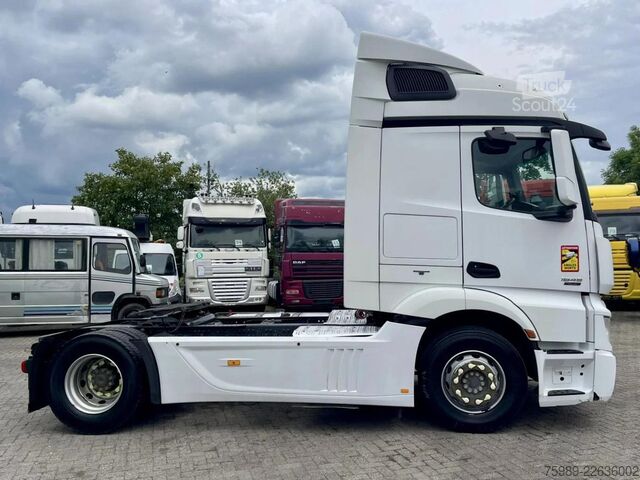 Standard-SZM Mercedes-Benz Actros 1845 Dutch truck. FRIGO