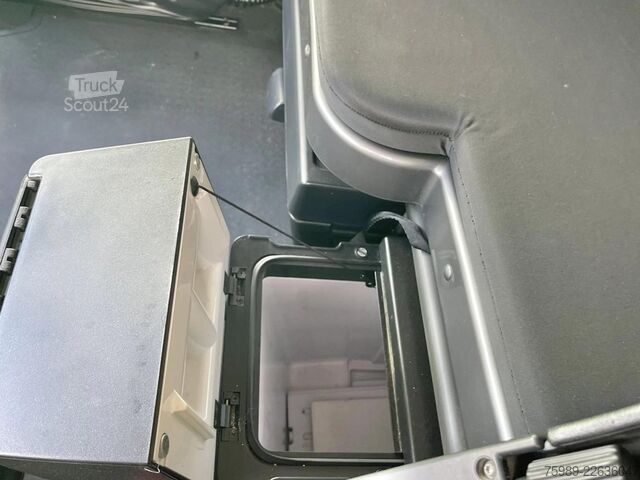 Standard-SZM Iveco Stralis 460 494599 km!! RETARDER, ACC, PARK AIR...