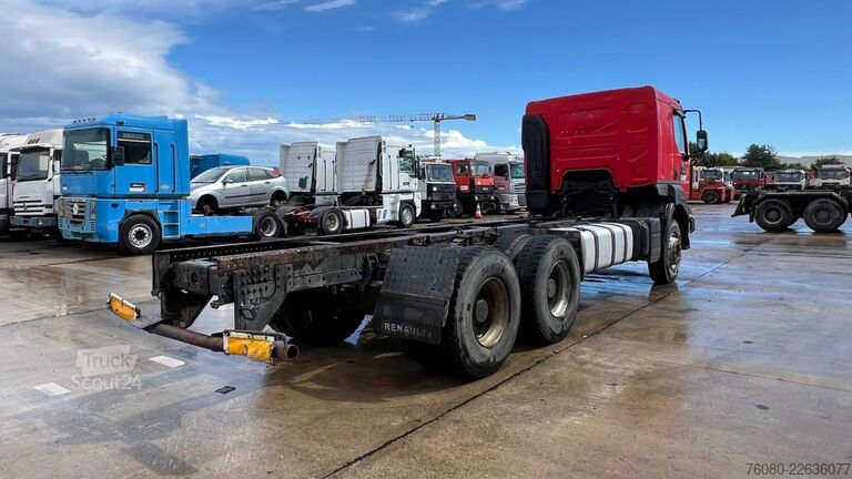 Kabinli şasi Renault Kerax 450 DXI (BOITE MANUELLE / LAMES / GRAND P...