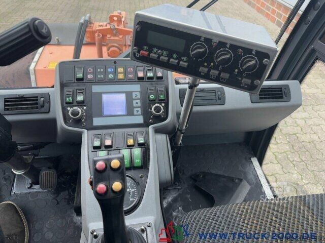 Vejfejemaskine Multicar Tremo X56 Winterdienst Streuer + Besen NUR9769KM
