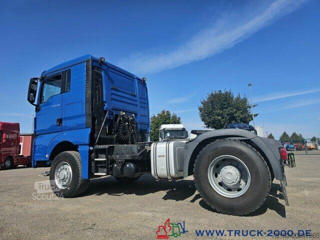 Standardní tahač MAN TGX 18.500 XL 4x4 H Kipphyd. Bett Kühlschrank