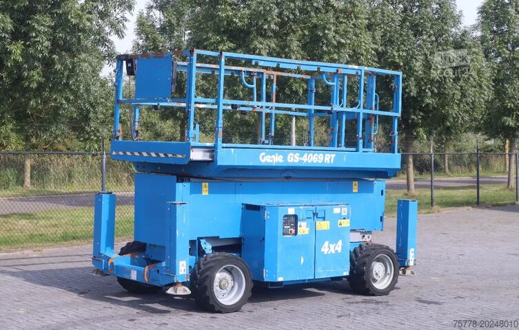 Elevador de tijera Genie GS-4069 RT | DIESEL | 14 METER