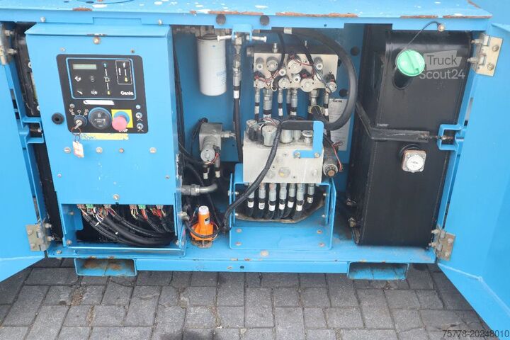 Elevador de tijera Genie GS-4069 RT | DIESEL | 14 METER