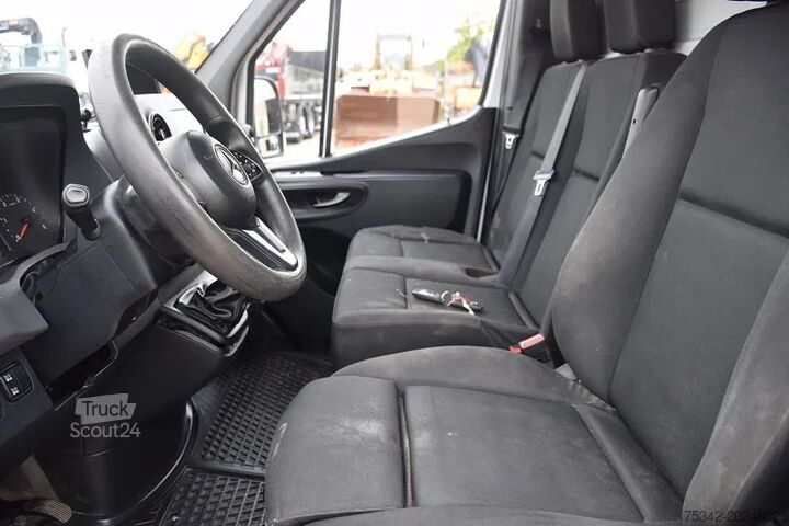 Plateau de chargement Mercedes-Benz Sprinter 316