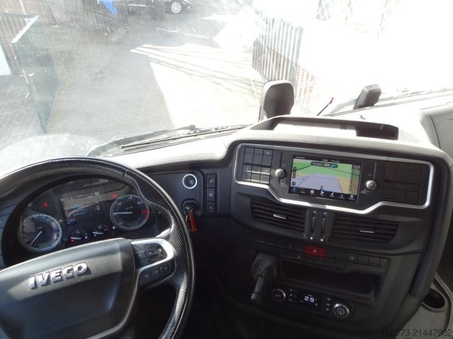 Vakio vetoauto IVECO S-way AS440S 53T/P  Retarder