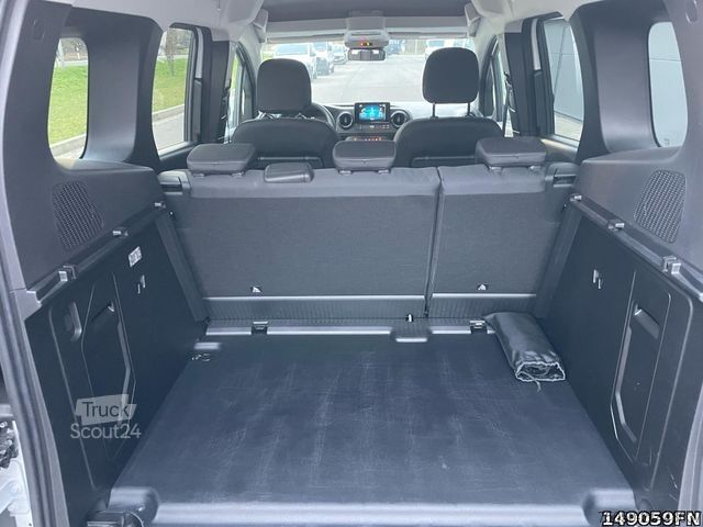 Minibussi MERCEDES-BENZ Citan CTB Tourer Base +3ZL