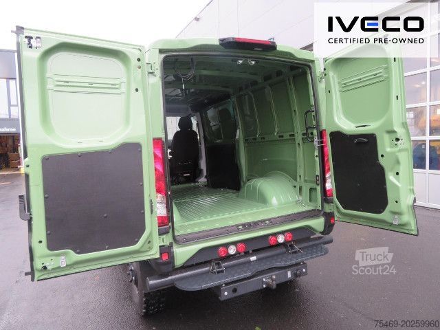 Furgão de painéis IVECO 55S18HA8 V WX H1 - Allrad