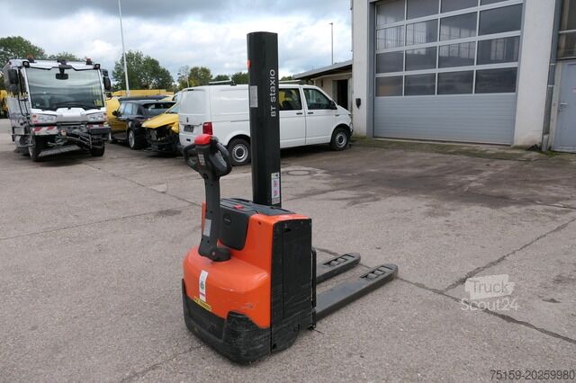 Hochhubwagen bt SWE 080L